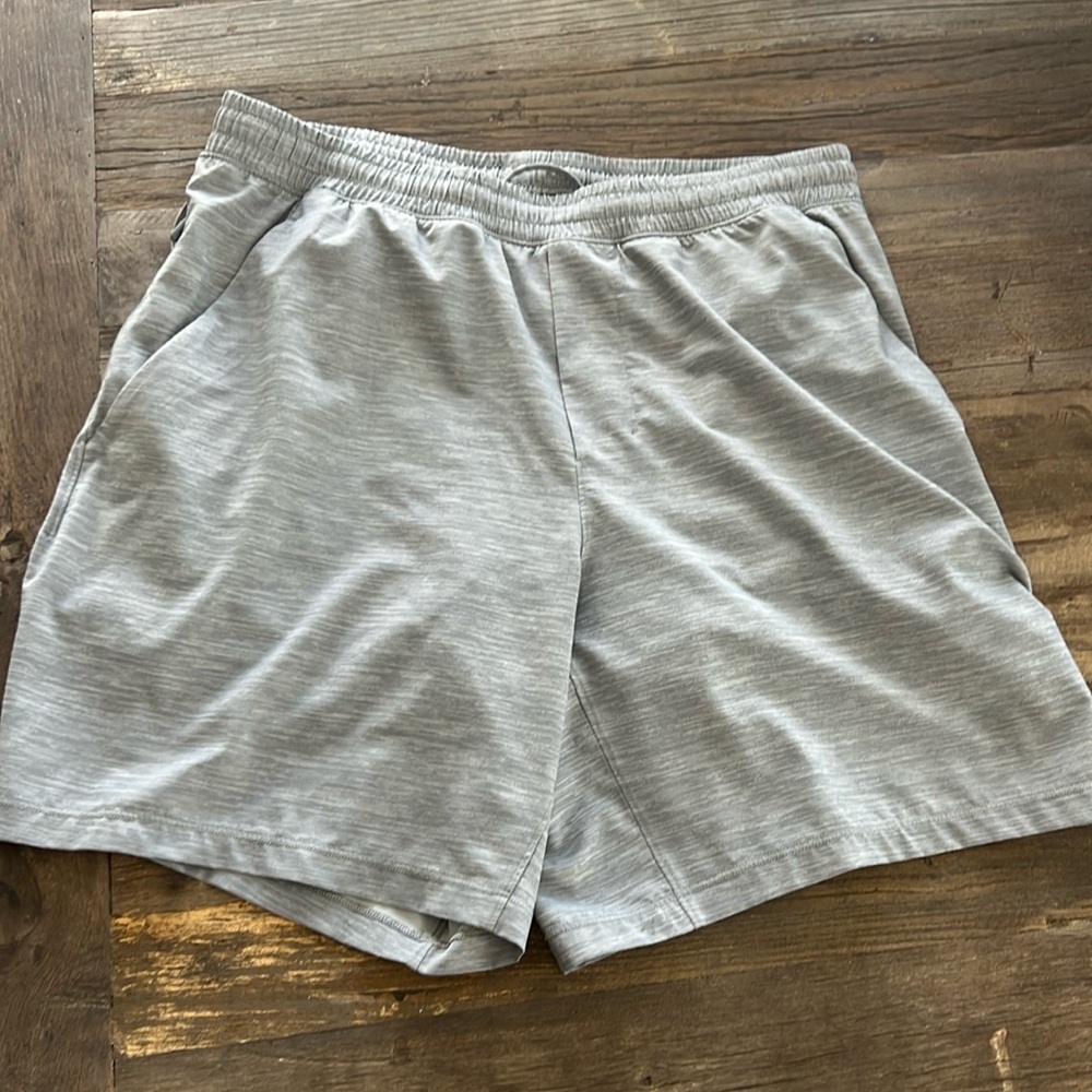 Lululemon pace breaker 7” lined shorts